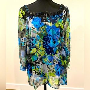 Ladies Large Sheer Summer Top
